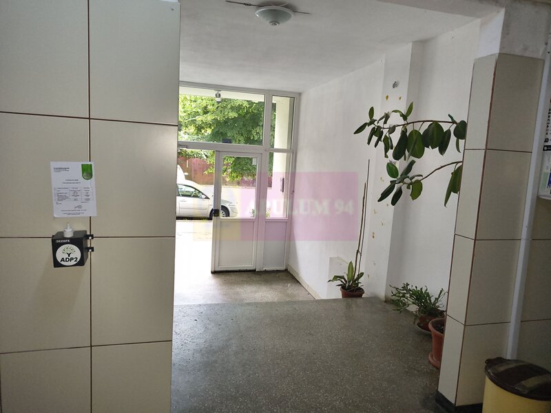 Apartament 3 camere construit 1986 Pret Foarte Bun Colentina- M.Bacila